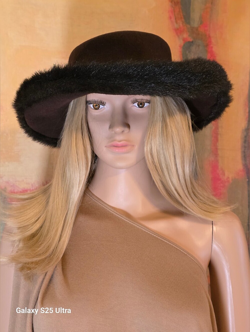 Vintage F&M Hat Co Brown Wool Felt Cloche Hat Faux Fur Trim EUC USA Made